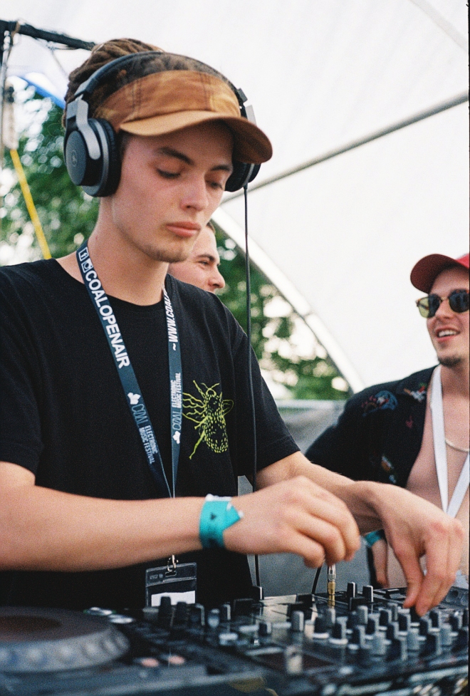 8 COAL openair, Dungeon, Mycash, WZ